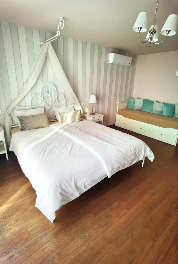Guesthouse Olei Малинська Екстер'єр фото