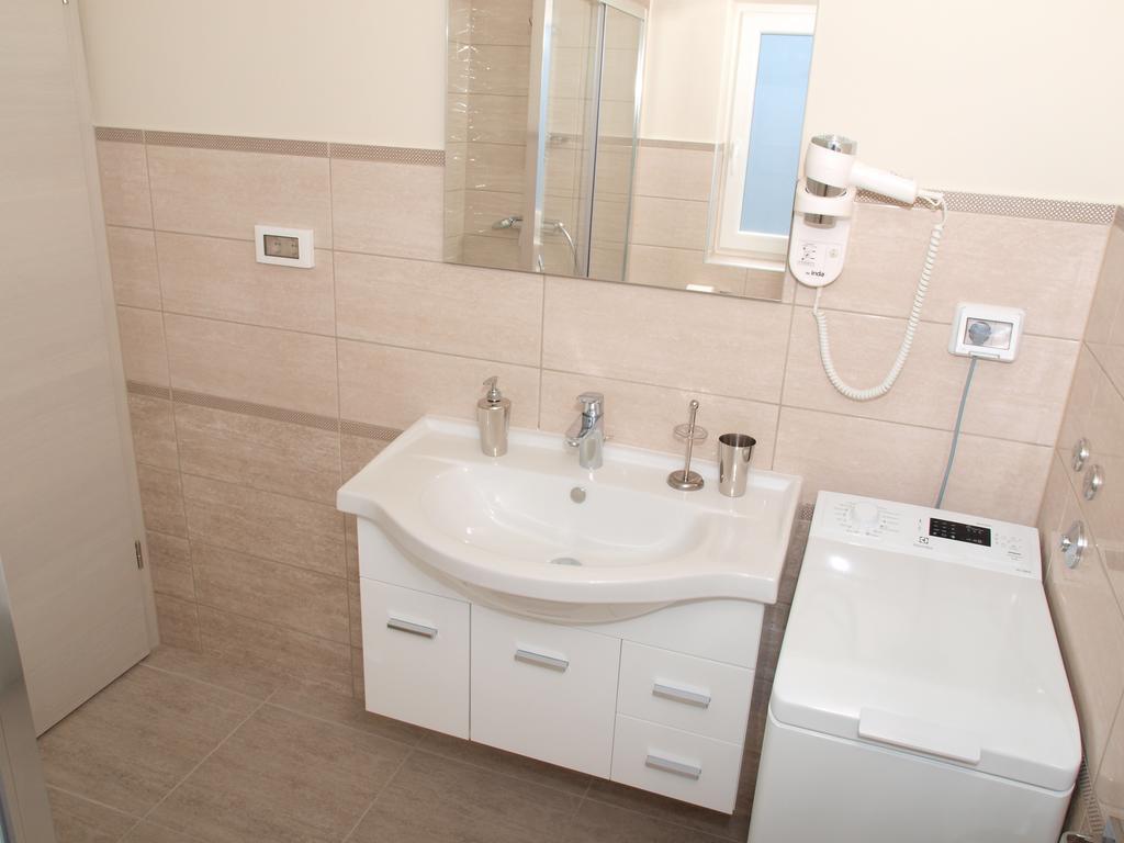 Guesthouse Olei Малинська Екстер'єр фото
